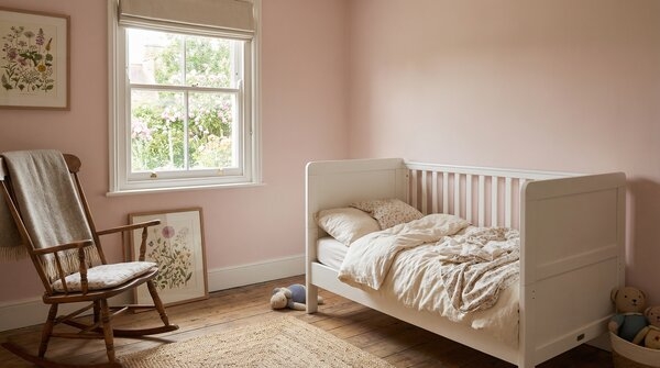 Colour-blocked feature wall finished with eco paint